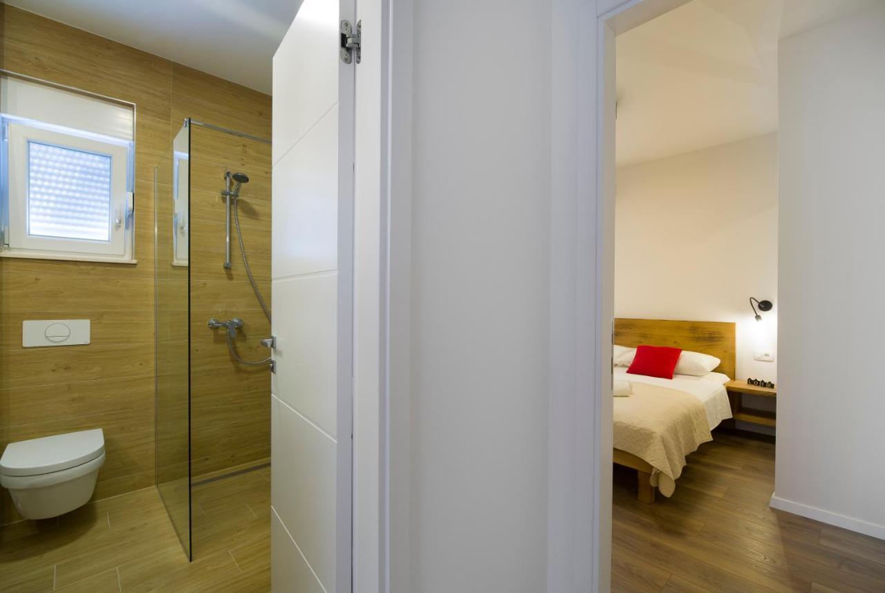 Apartments Bulli Trogir Exterior photo